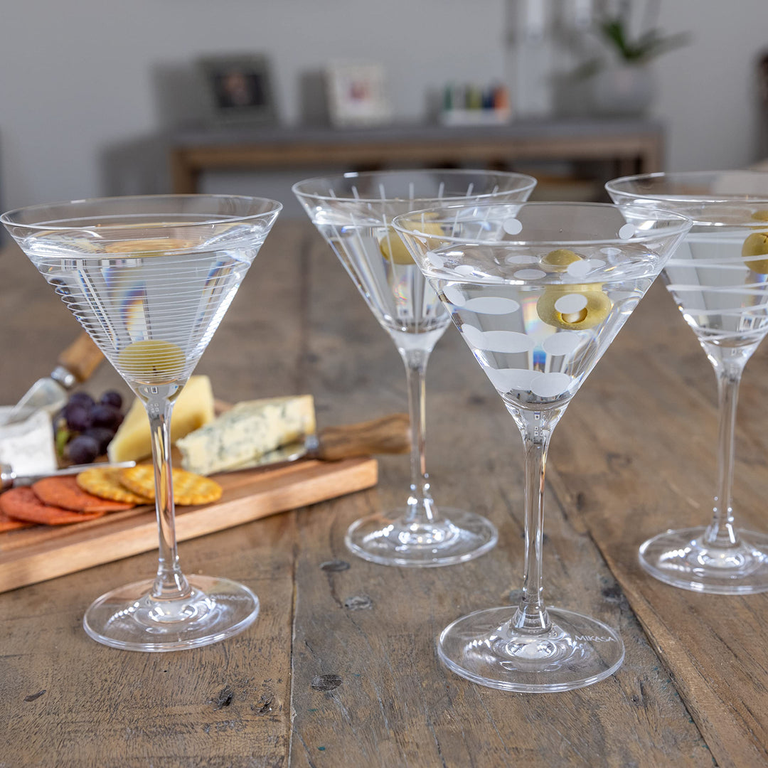 Mikasa Cheers – Lot de 4 Verres à Martini en Cristal Gravé, 290 ml, Élégance et Originalité pour cocktails